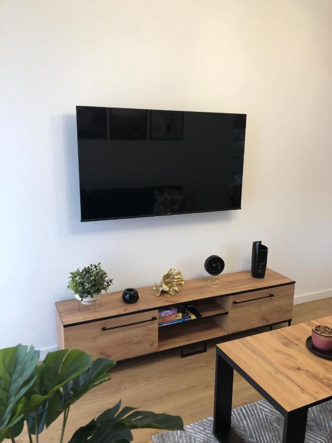 Apartament Pileckiego Nowy Dwor Mazowiecki Modlin Airport Eksteriør billede
