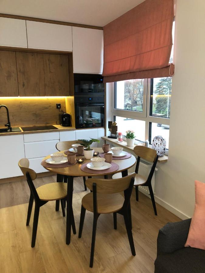 Apartament Pileckiego Nowy Dwor Mazowiecki Modlin Airport Eksteriør billede