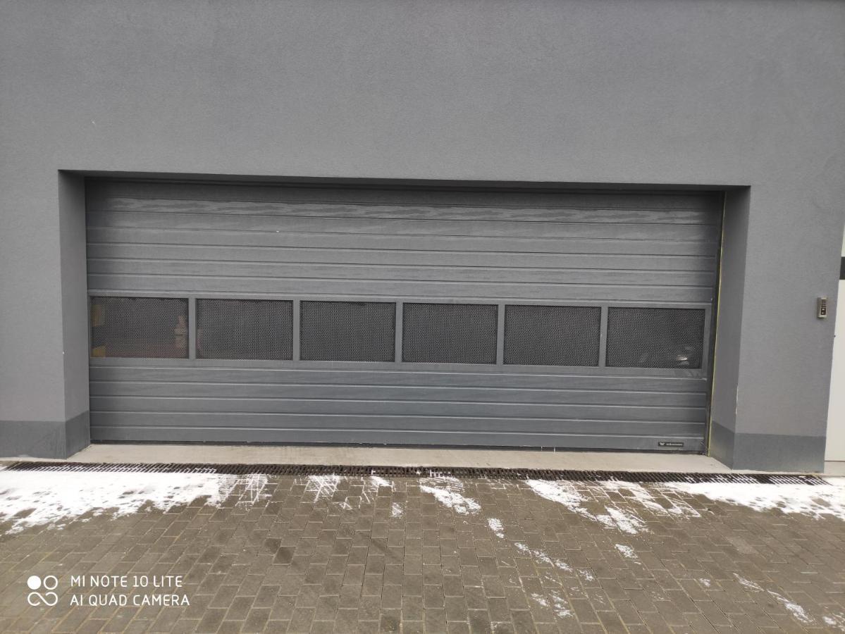 Apartament Pileckiego Nowy Dwor Mazowiecki Modlin Airport Eksteriør billede